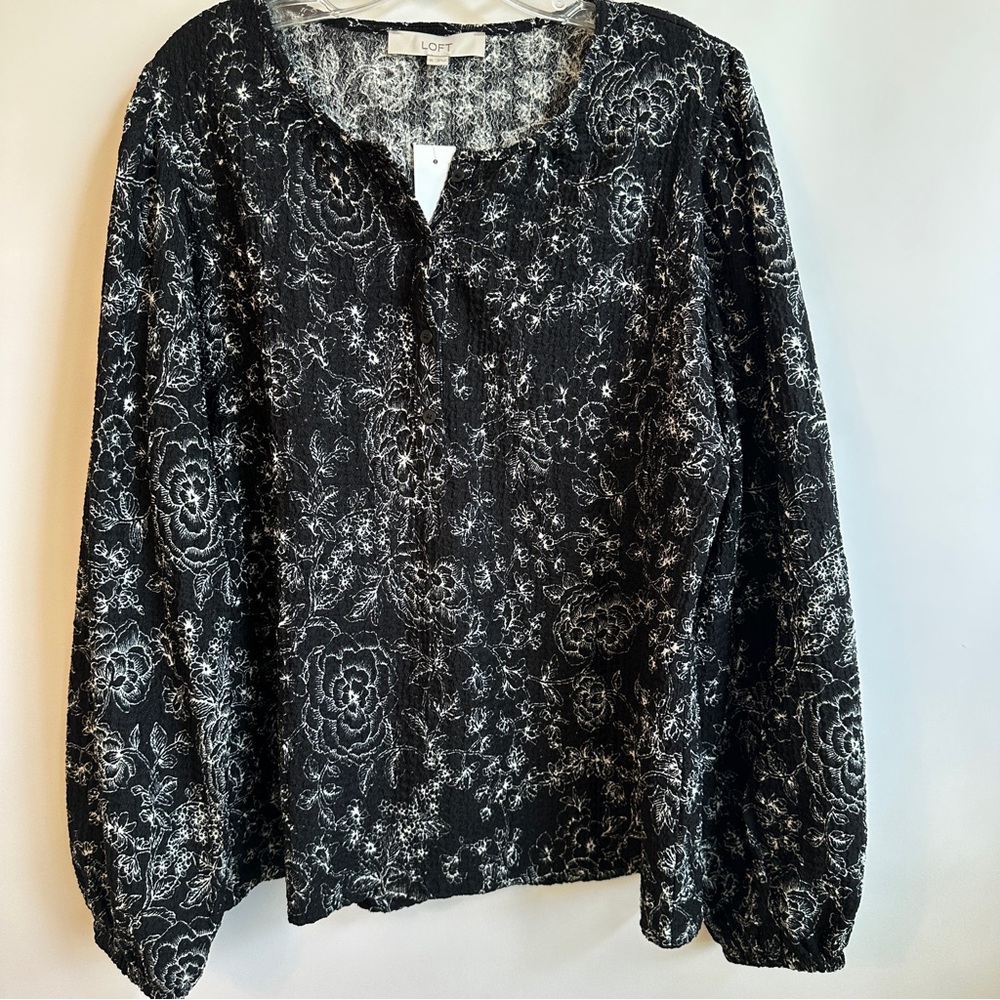 LOFT Black Long Sleeve Buttoned Blouse